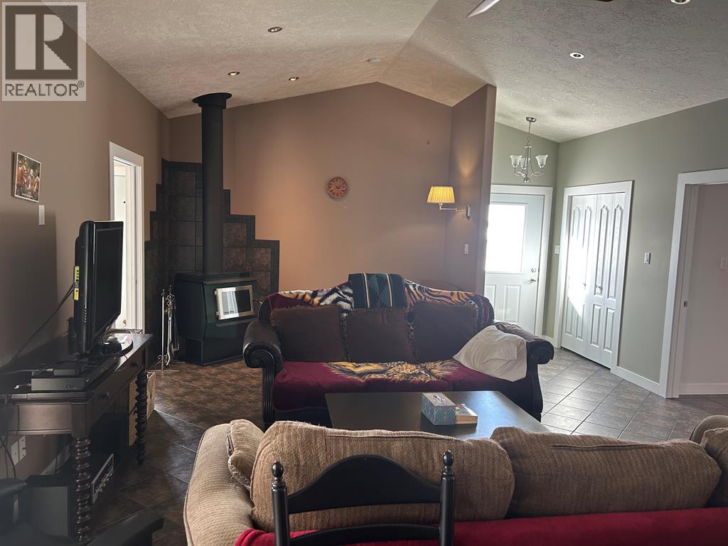 74224 Range Road 173 - photo 4