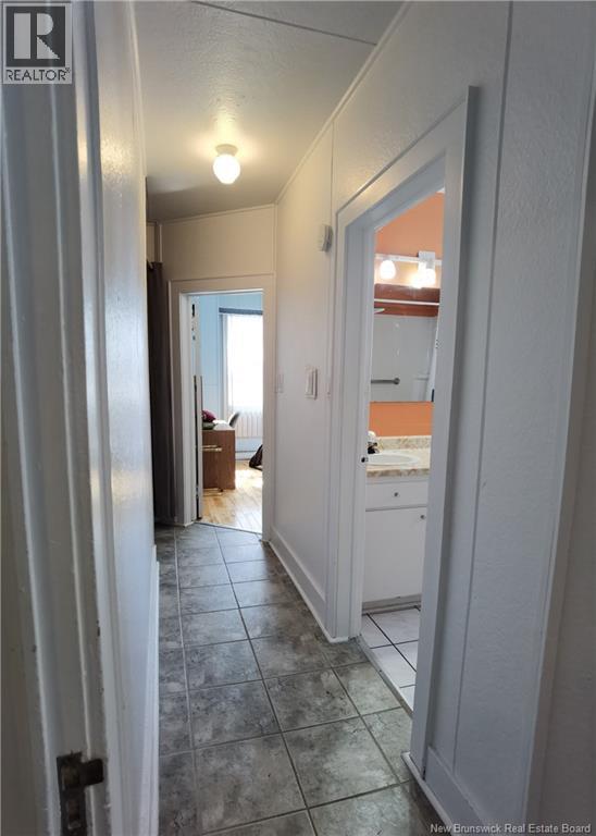 141 1 ere Rue - 25