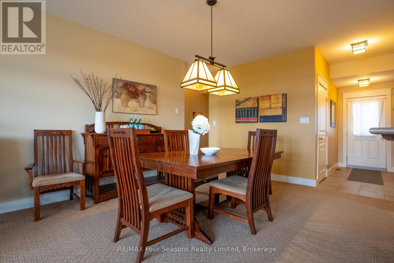 #125 125 FAIRWAY COURT - 18
