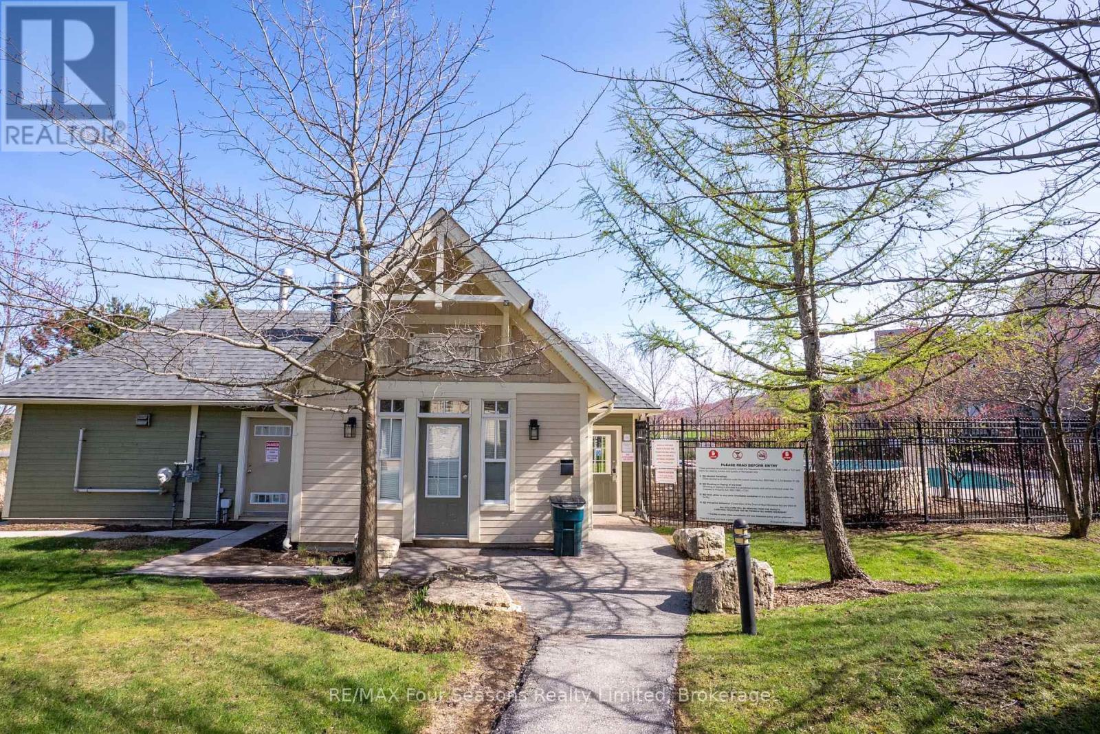 #125 125 FAIRWAY COURT - 34