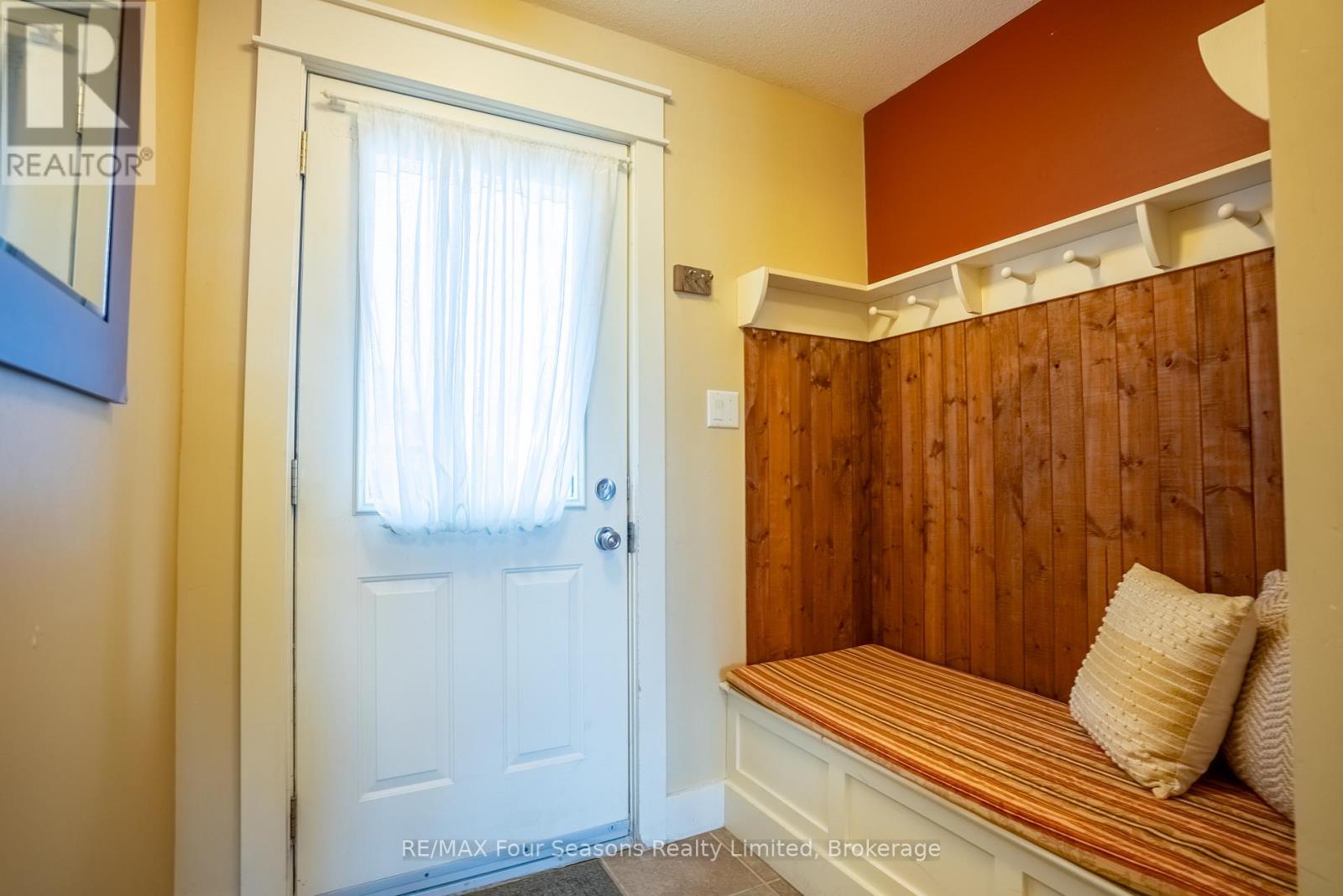#125 125 FAIRWAY COURT - 6