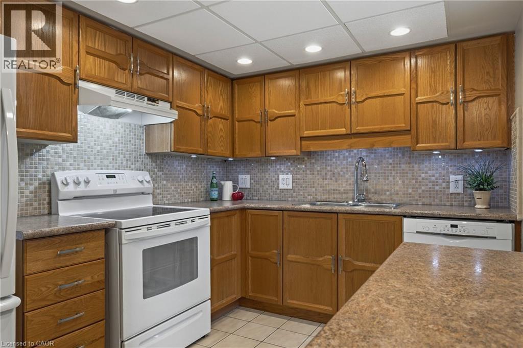 150 WILSON Street W Unit# 306, Ancaster, Ontario, L8R1E2 — Photo 20