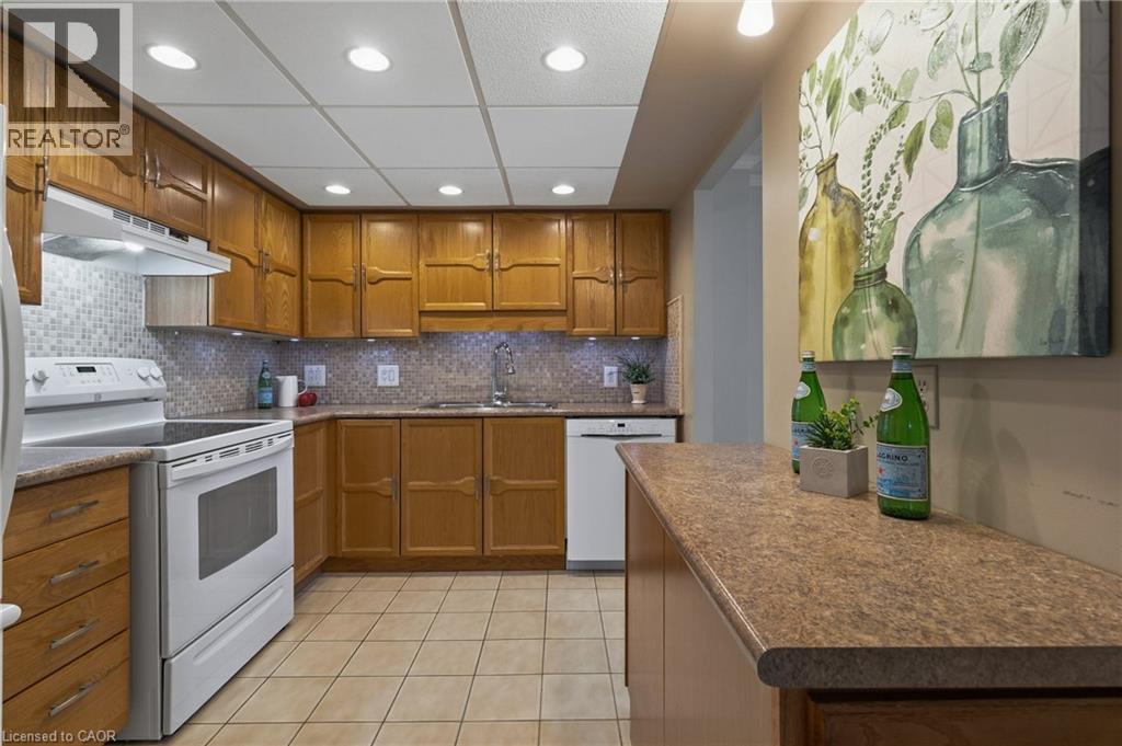 150 WILSON Street W Unit# 306, Ancaster, Ontario, L8R1E2 — Photo 19