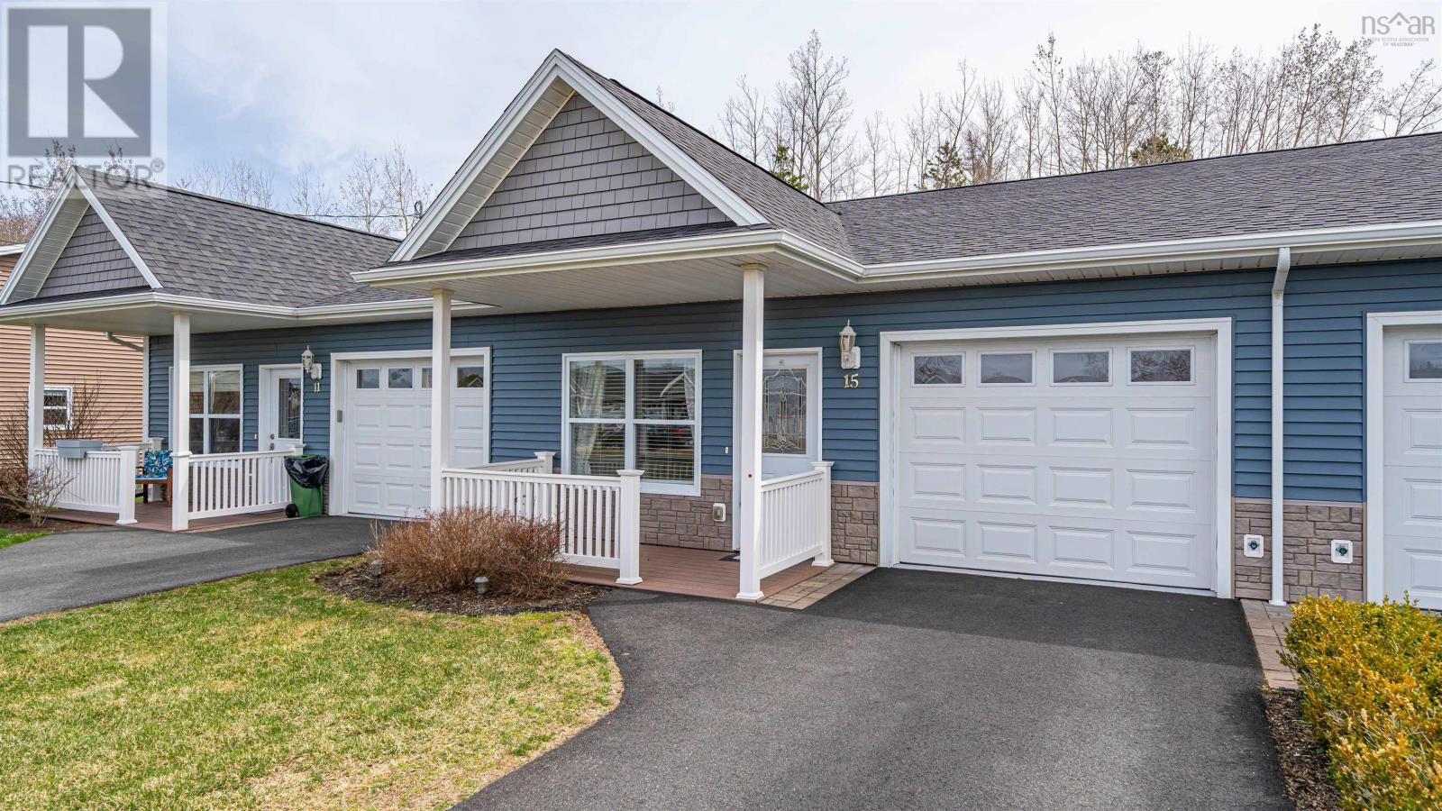 Property photo of 15 covington Place