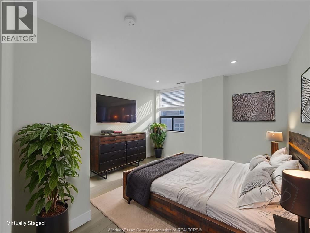 3177 Riverside DRIVE Unit# 208, Windsor, Ontario, N8Y1A5 — Photo 4