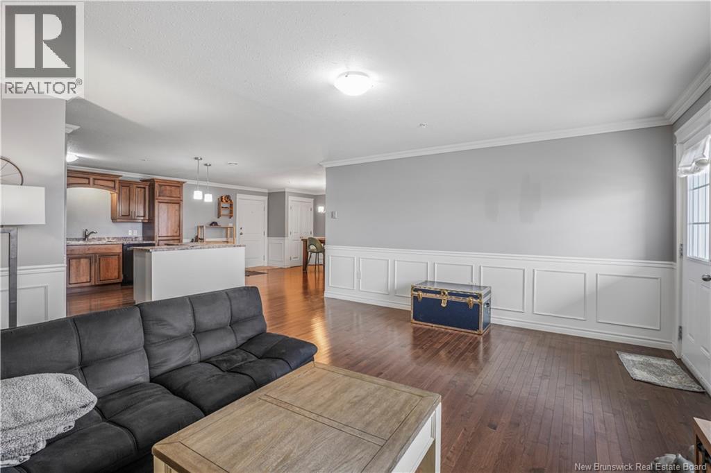 #102 155 Lian Street - 20