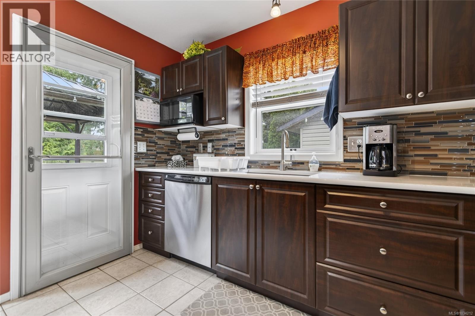 2111 Anna Pl - 15