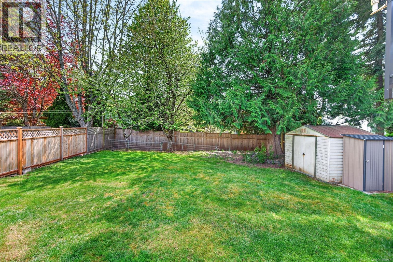 2111 Anna Pl - 43