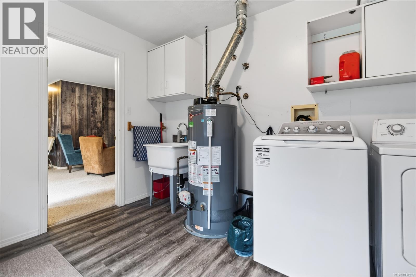 2111 Anna Pl - 67