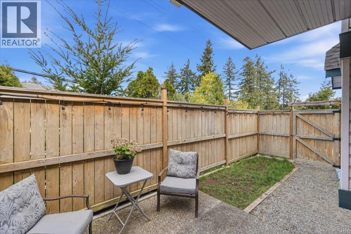 #2 3048 Ross Rd - 19