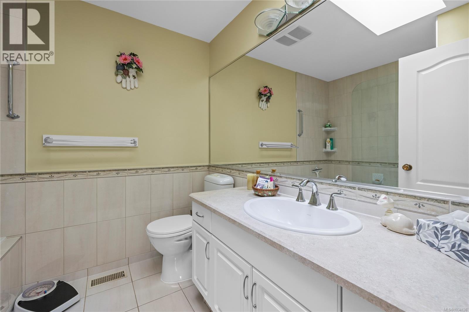 5545 Hiquebran Rd - 28