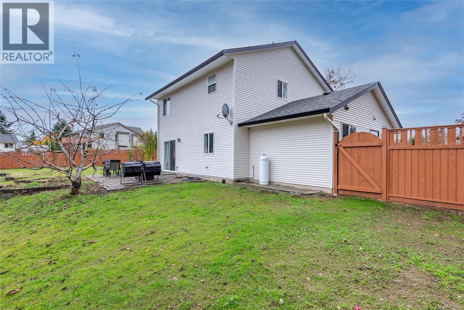 2984 Huckleberry Pl - 32