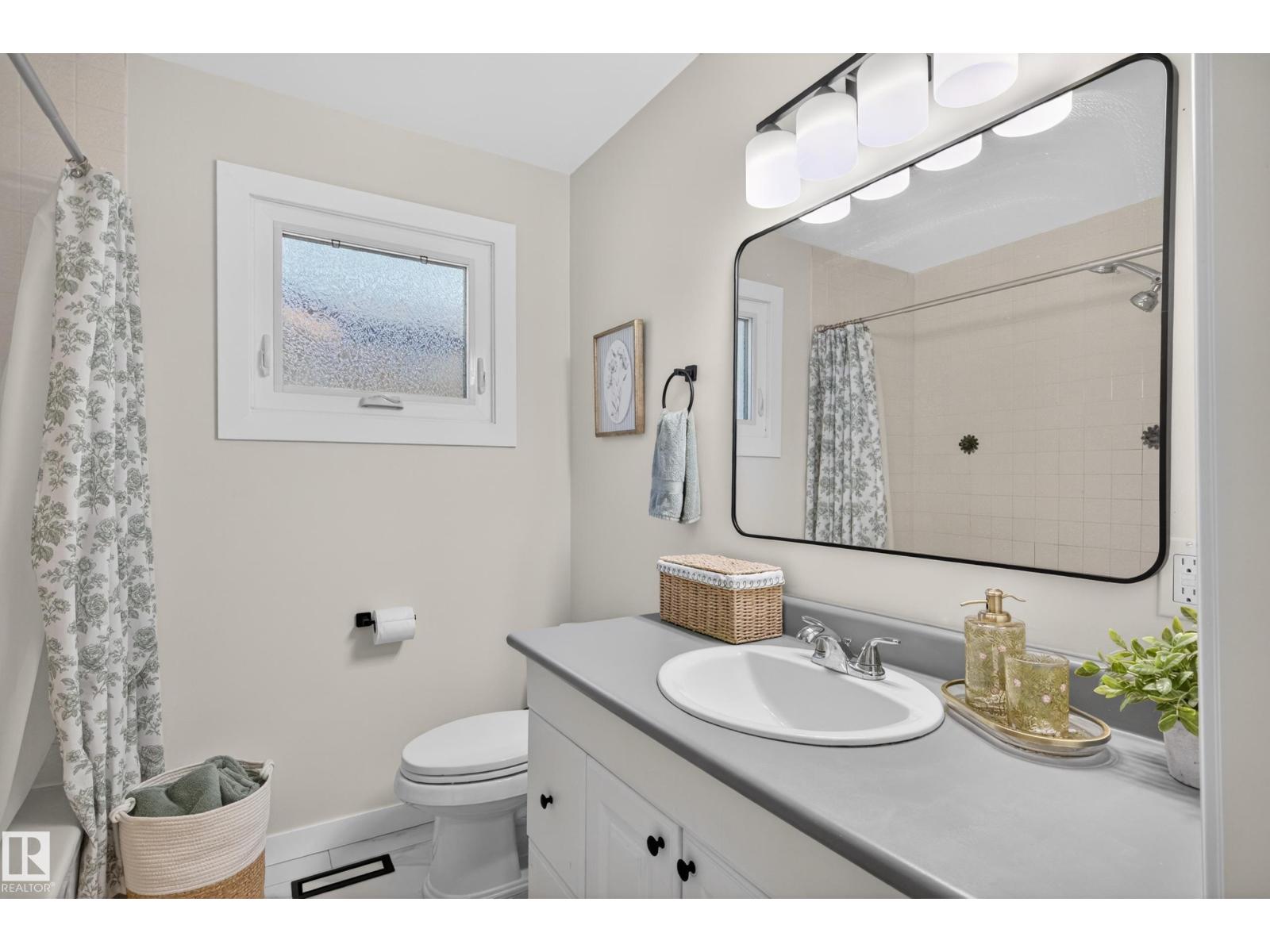 9906 85 ST, Fort Saskatchewan
