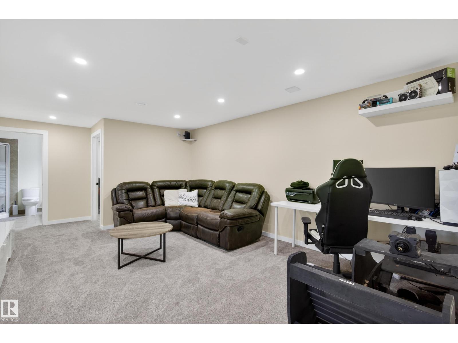 9906 85 ST, Fort Saskatchewan