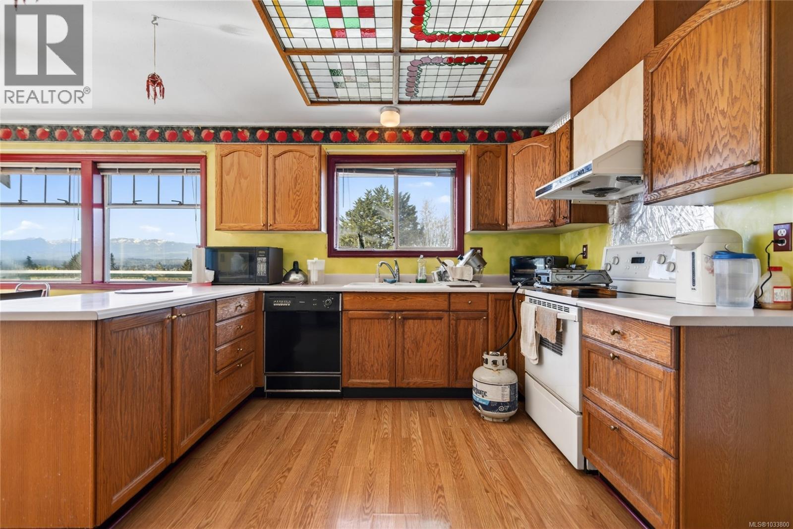365 Panorama Cres - 17