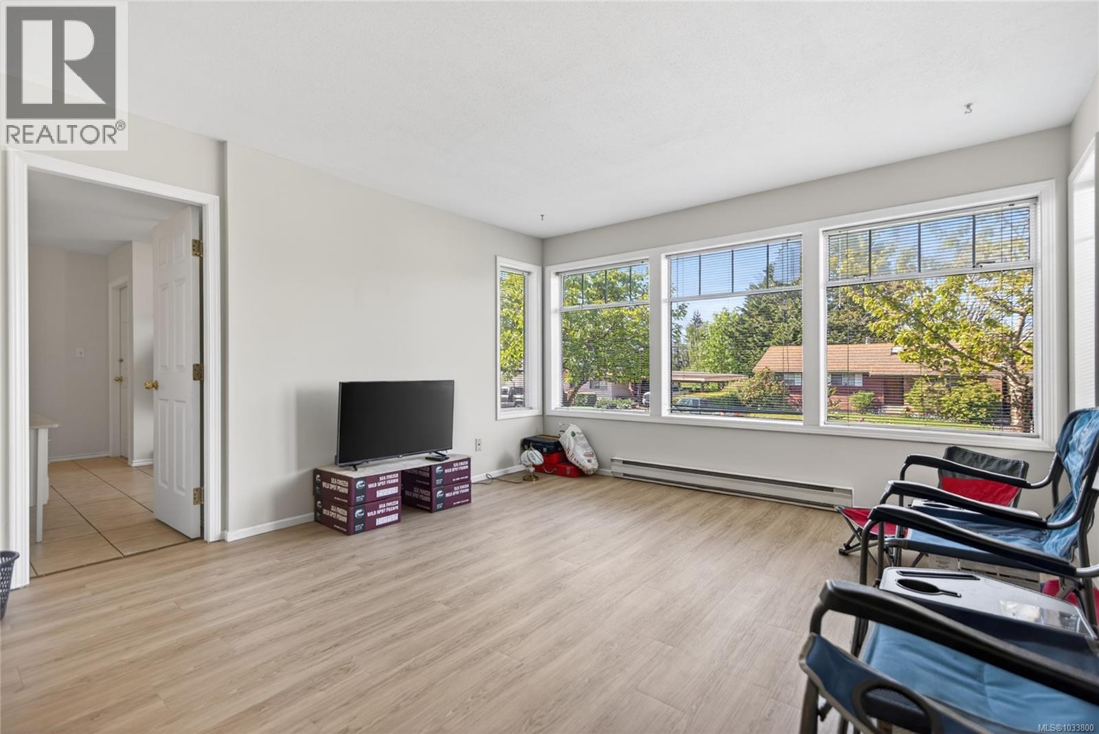 365 Panorama Cres - 37