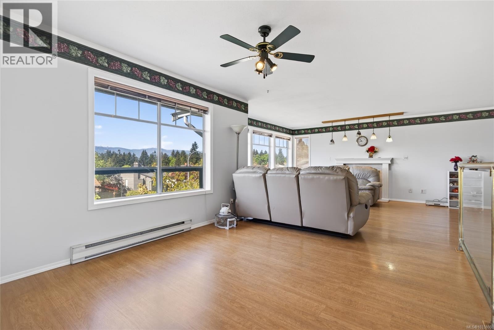 365 Panorama Cres - 15