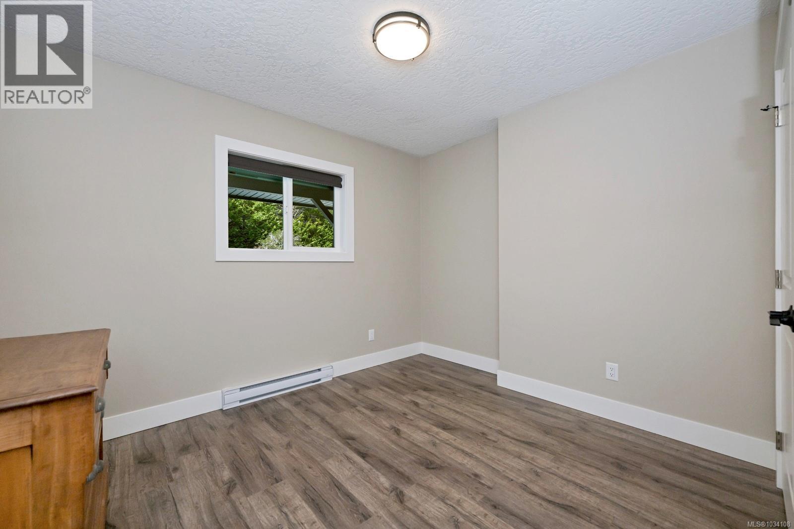 4090 Otter Point Rd - 22