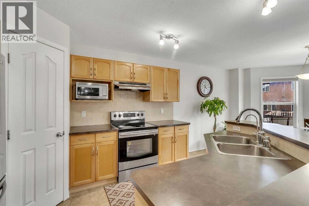 33 saddlecrest Crescent NE - 15