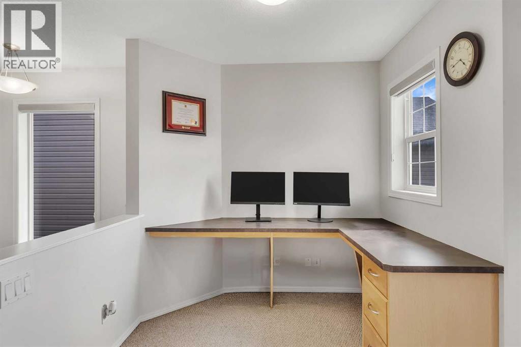 33 saddlecrest Crescent NE - 21