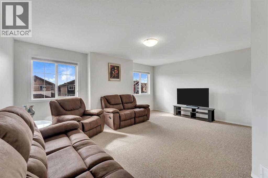33 saddlecrest Crescent NE - 22