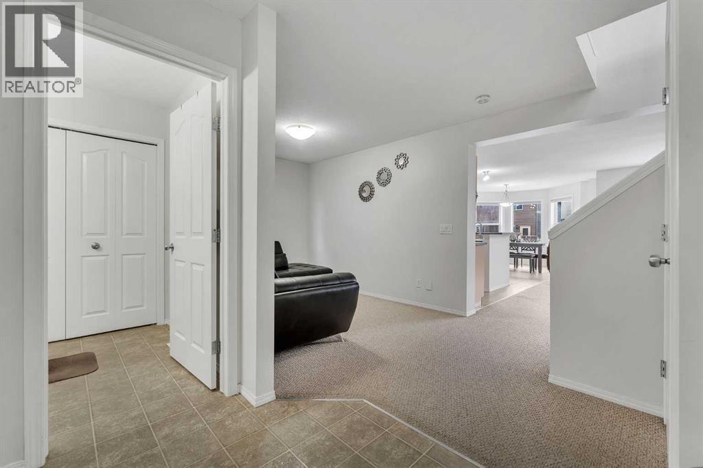 33 saddlecrest Crescent NE - 5
