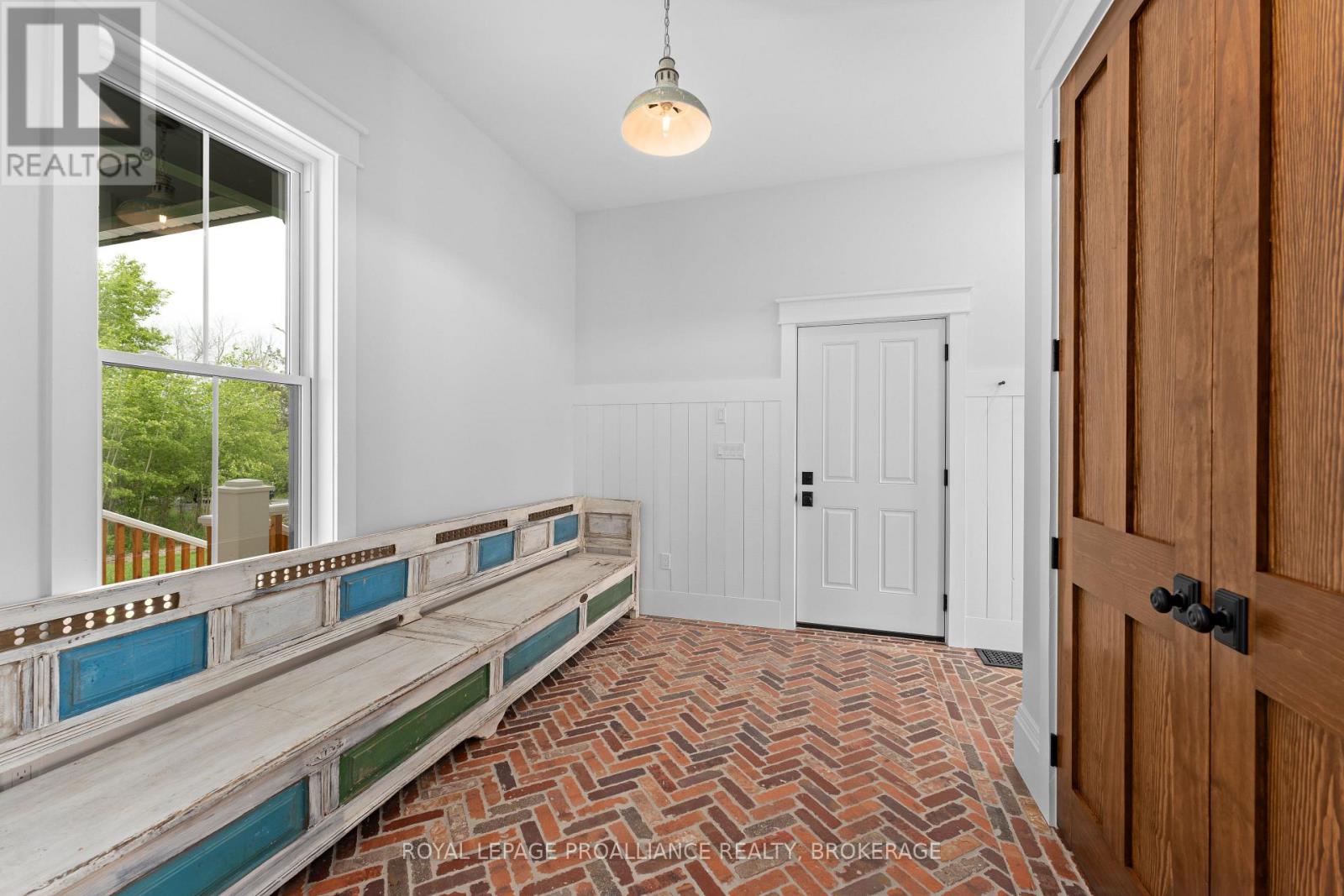 514 CATON ROAD - 20