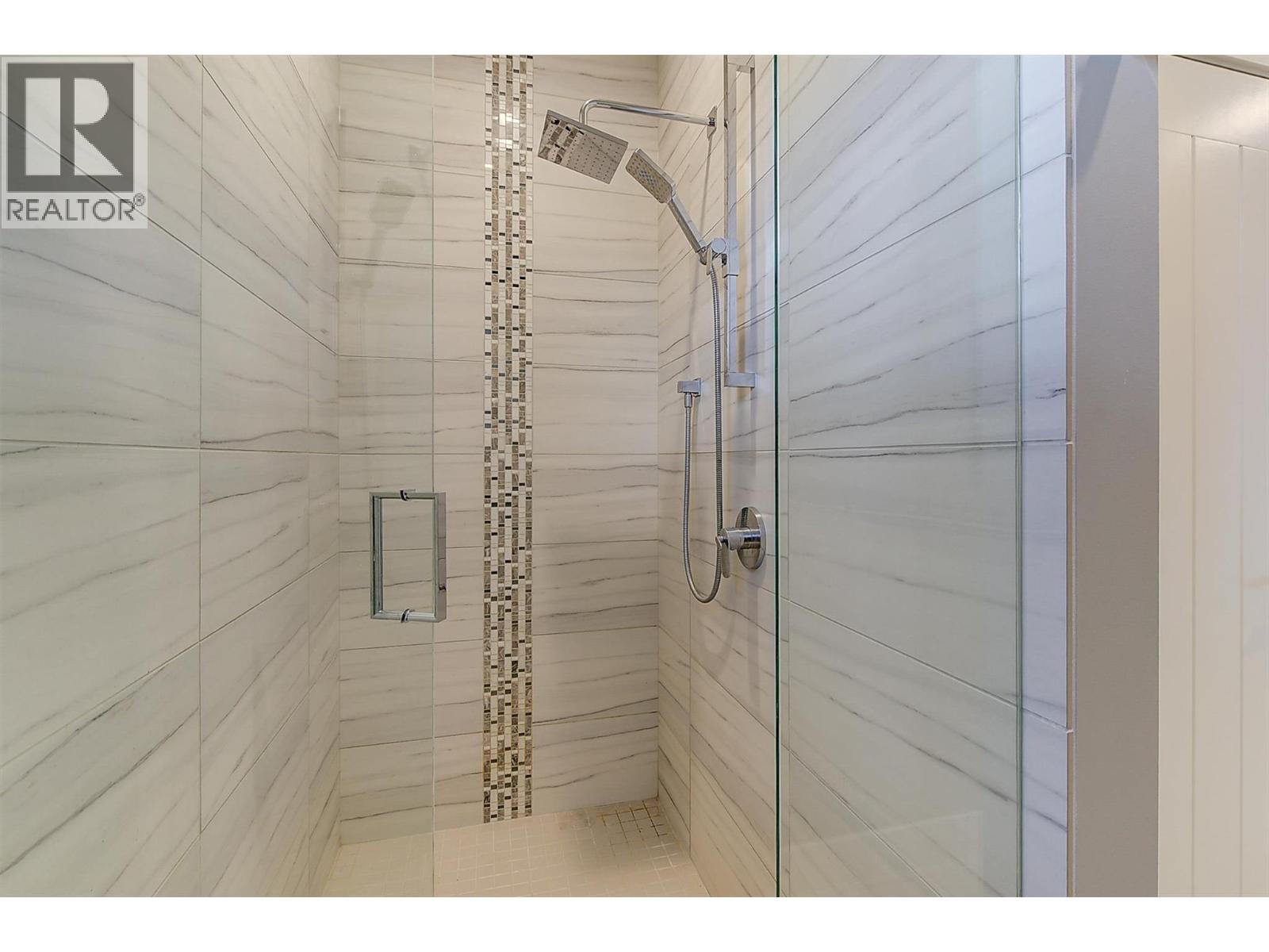 514 Quartz Crescent Unit# 6, Kelowna