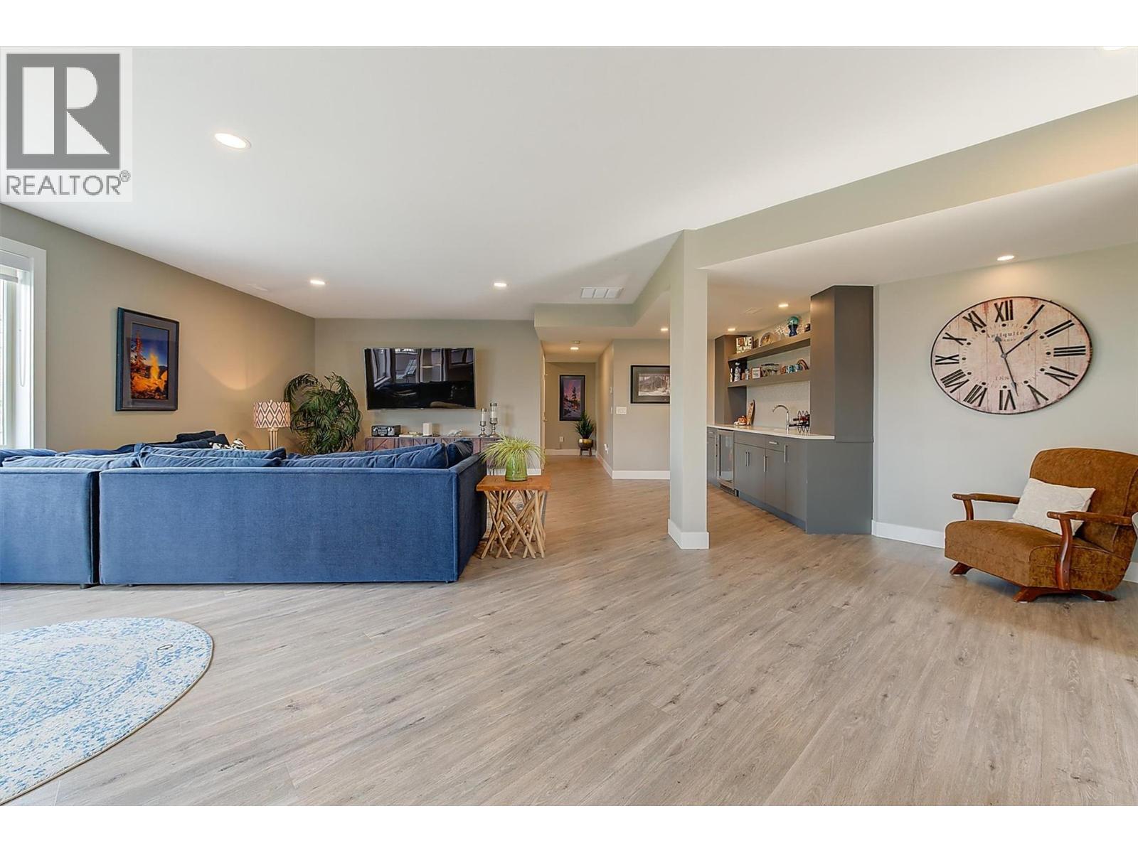 514 Quartz Crescent Unit# 6, Kelowna
