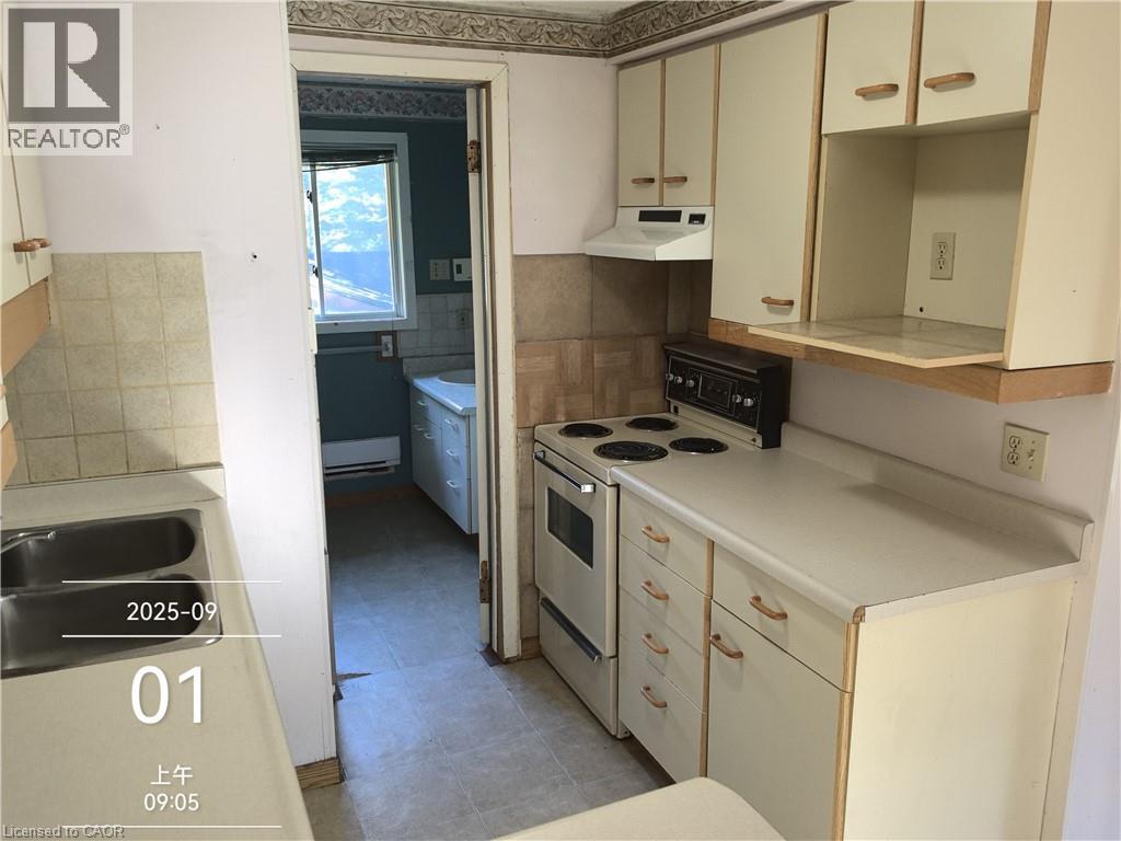 134 GREENBRIER Drive - 12