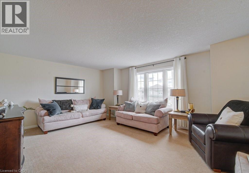 7 RED CLOVER Crescent, Kitchener, Ontario, N2E4G9 — Photo 13