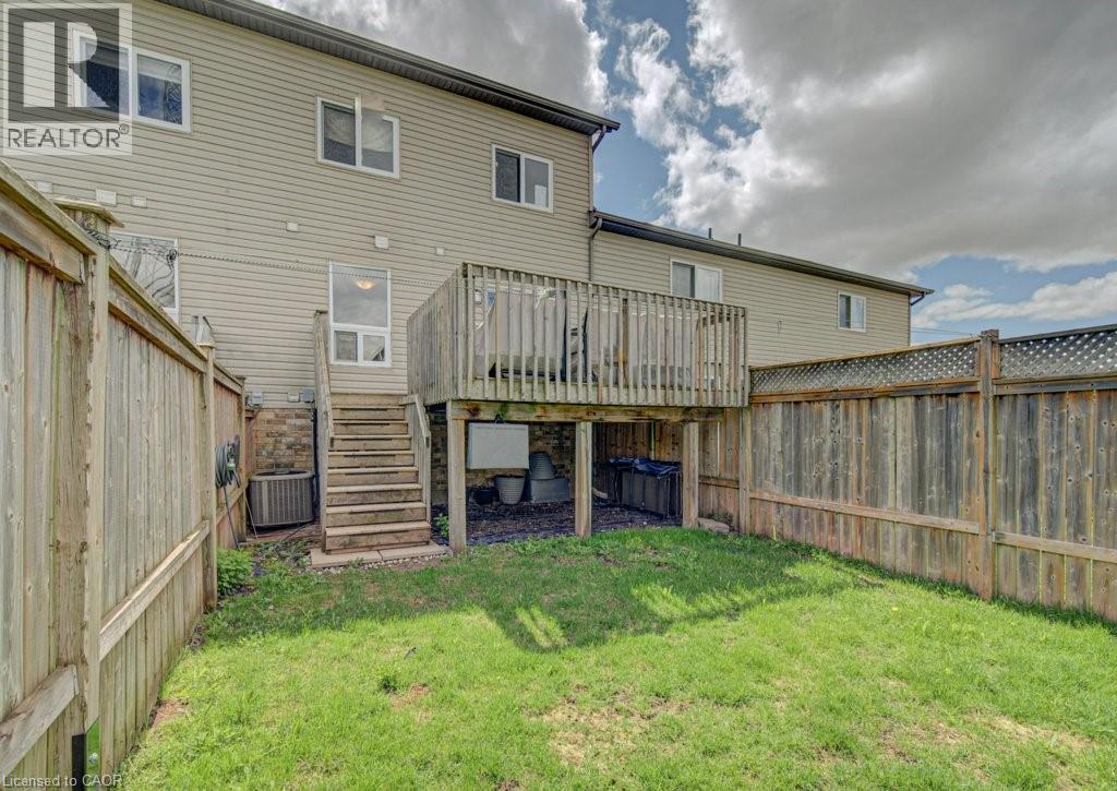 7 RED CLOVER Crescent, Kitchener, Ontario, N2E4G9 — Photo 24