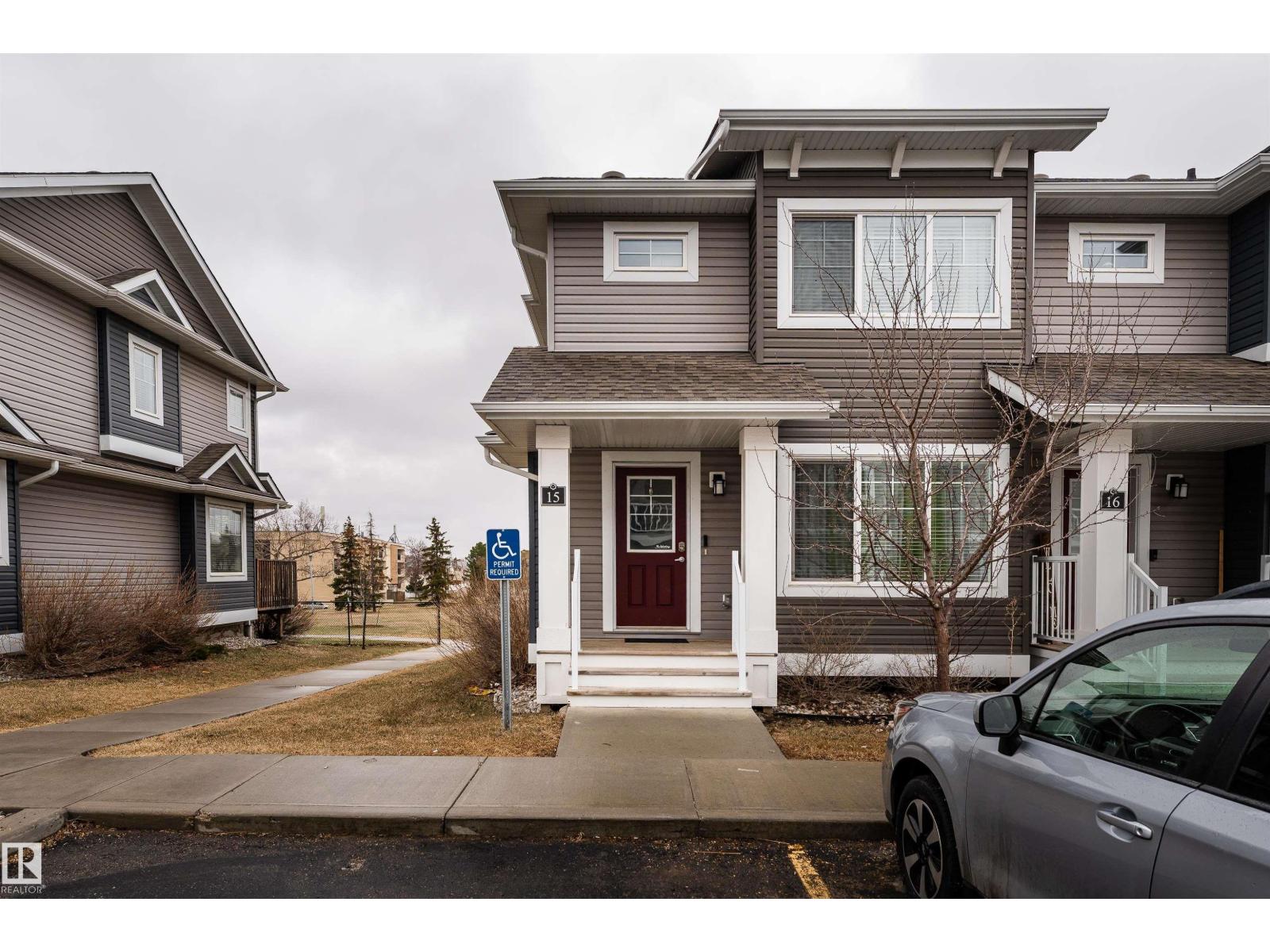 #15 5203 149 AV NW - 4