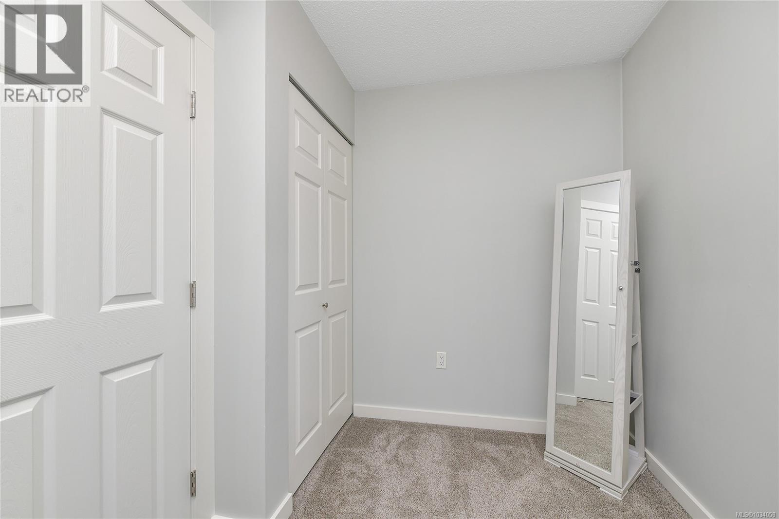 #3 660 JUBILEE St - 30