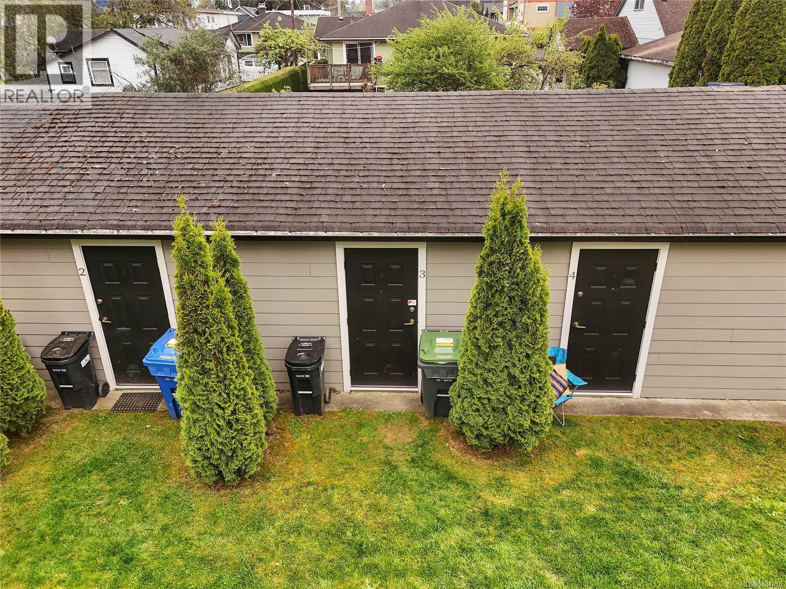 #3 660 JUBILEE St - 21