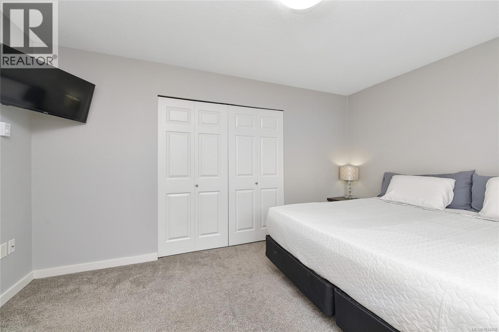 #3 660 JUBILEE St - 27
