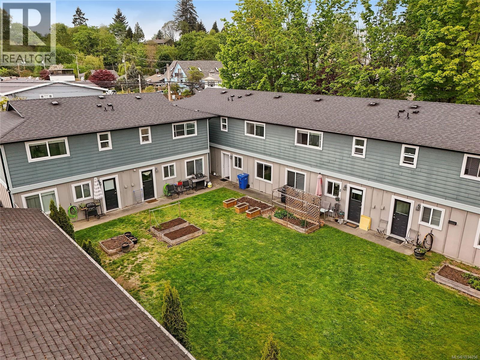#3 660 JUBILEE St - 23