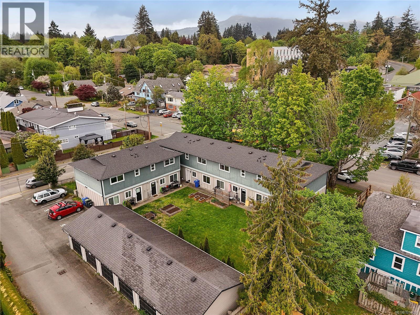#3 660 JUBILEE St - 36