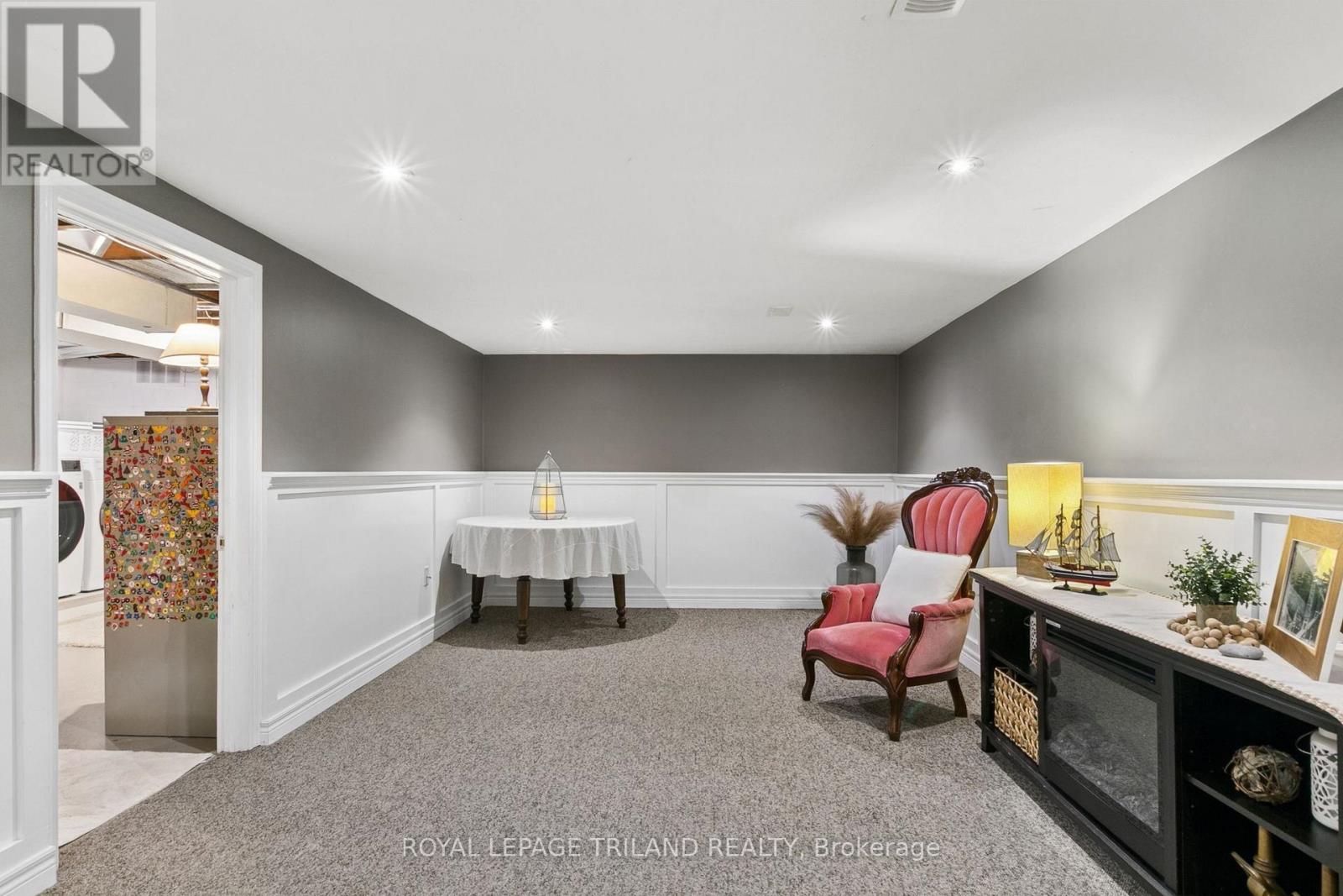298 SUNSET DRIVE - 20