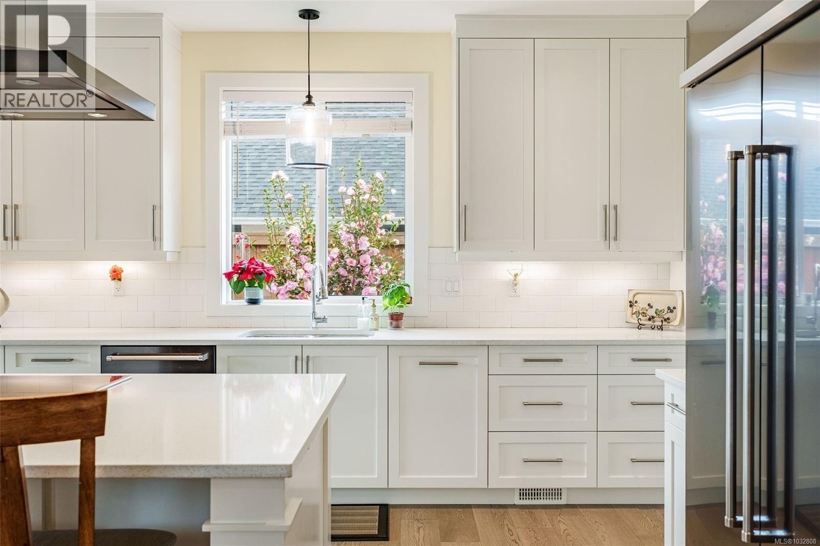 430 Ridgefield Dr - 28