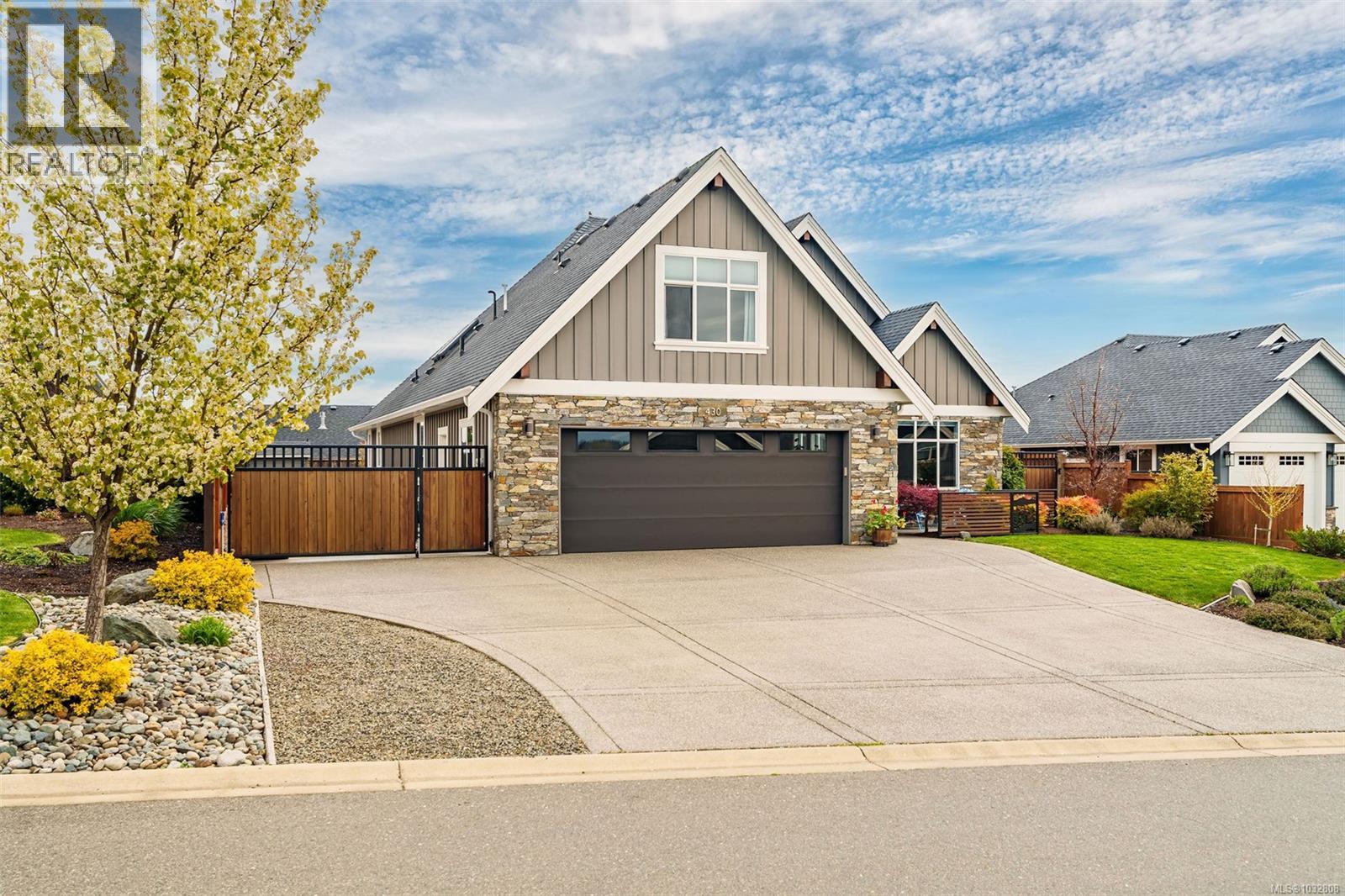430 Ridgefield Dr - Image 2