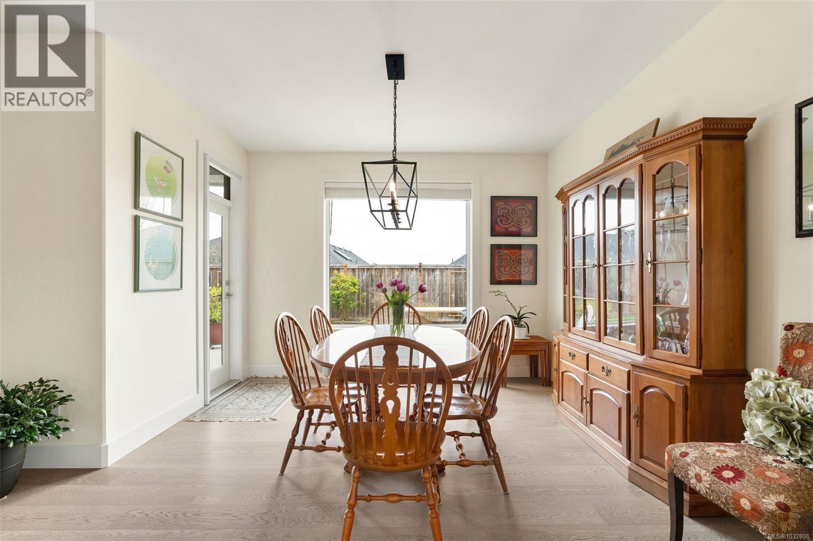430 Ridgefield Dr - 37