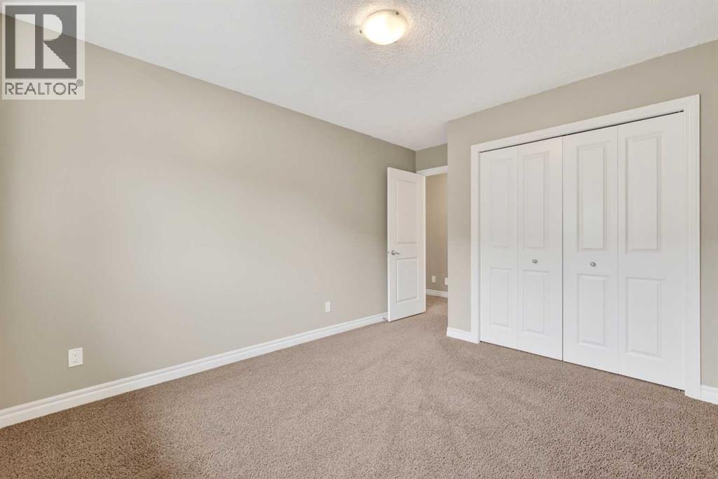 43 Heritage Hill, Cochrane