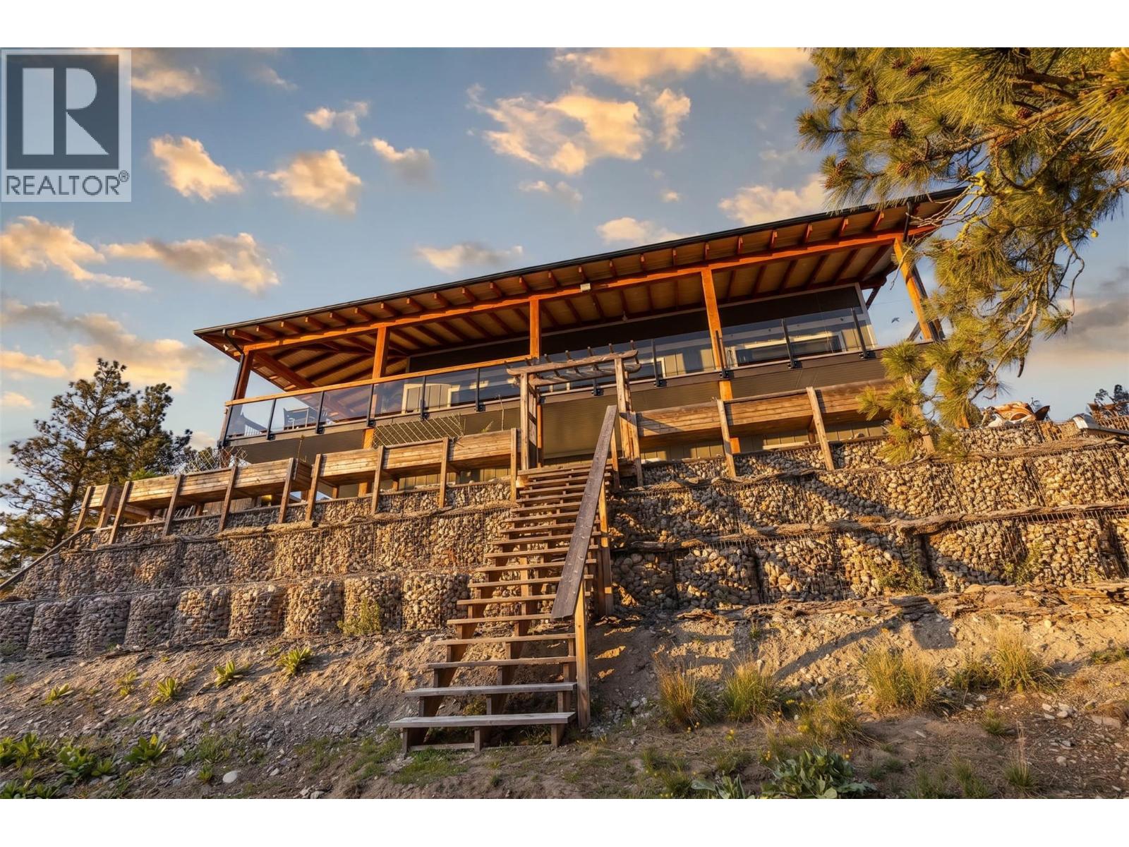 137 Eagle Point, Osoyoos
