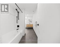 909 - 161 Laurier Avenue W, Ottawa, ON K1P5J2 Photo 11