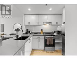 909 - 161 Laurier Avenue W, Ottawa, ON K1P5J2 Photo 7