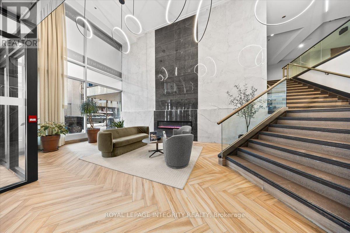 Common area - main lobby