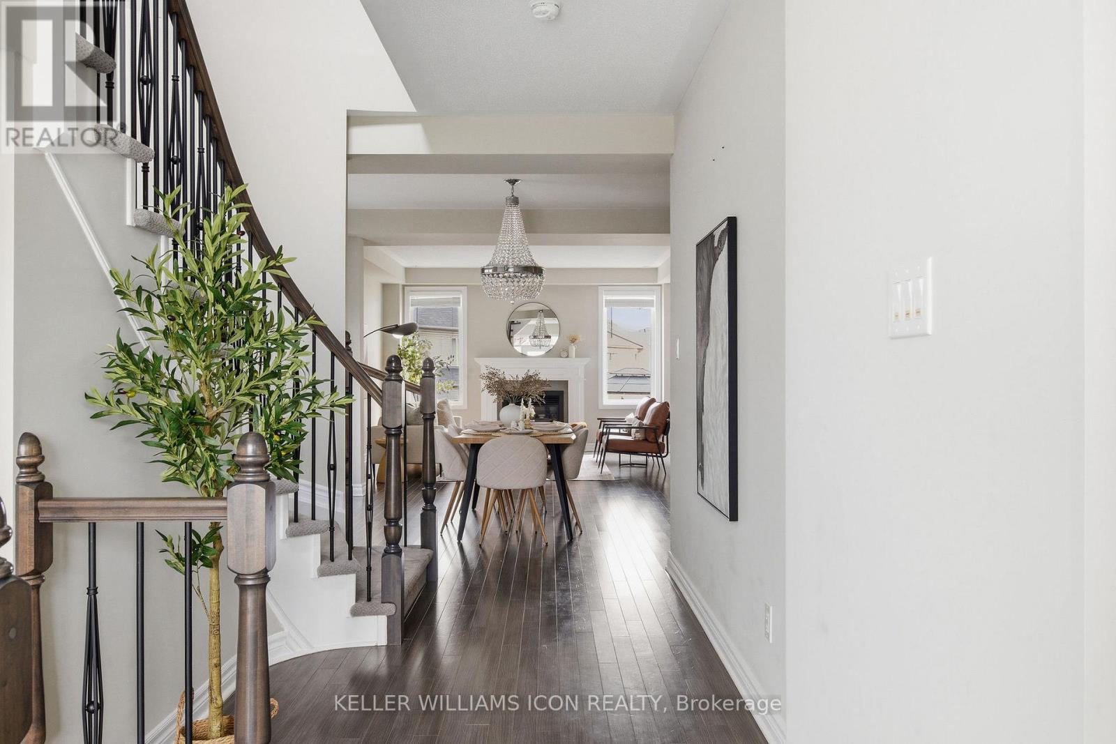 3379 WOODROFFE AVENUE - 4
