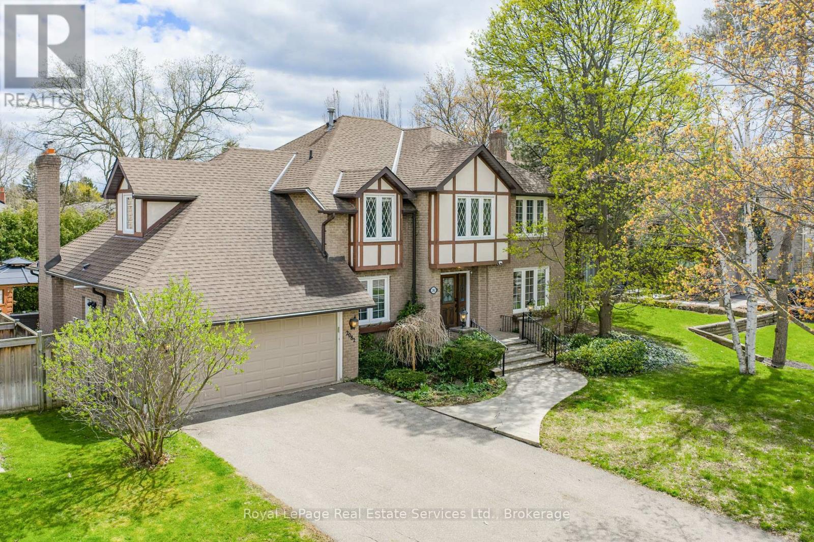 2082 MISSISSAUGA ROAD - Image 2