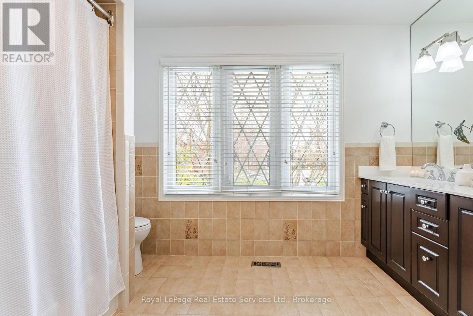 2082 MISSISSAUGA ROAD - 34